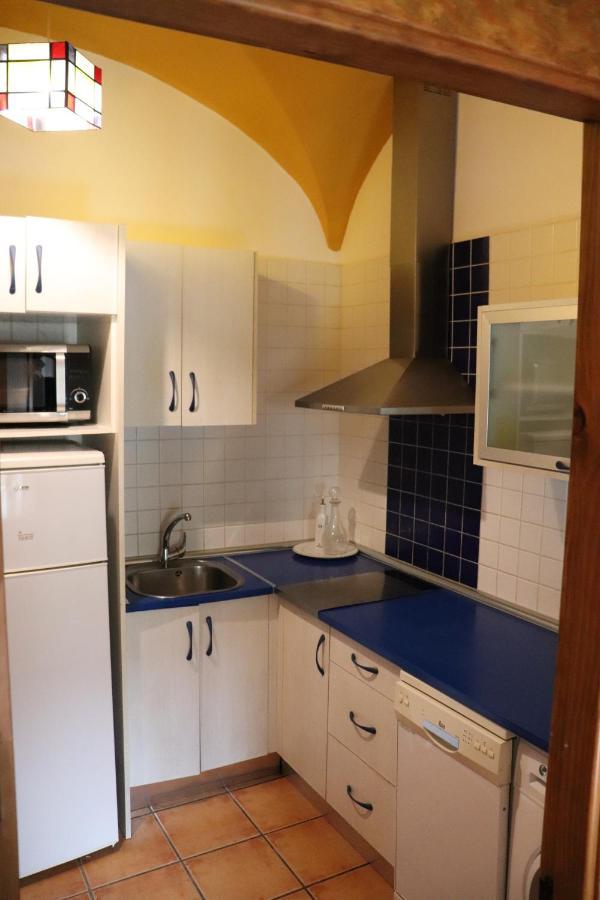 Apartamentos Las Buganvillas Касерес Экстерьер фото